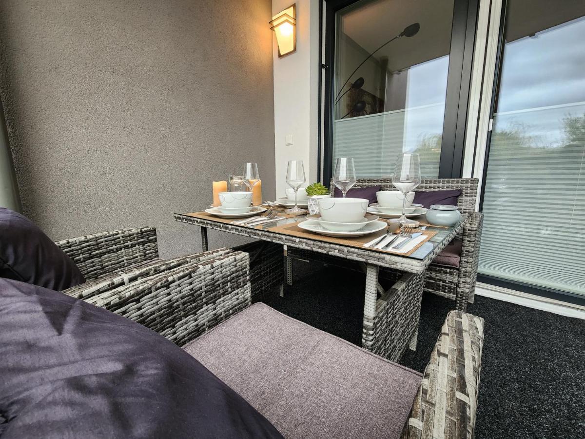 Vienna Green - Modern New Apartment, Old Danube Exterior photo