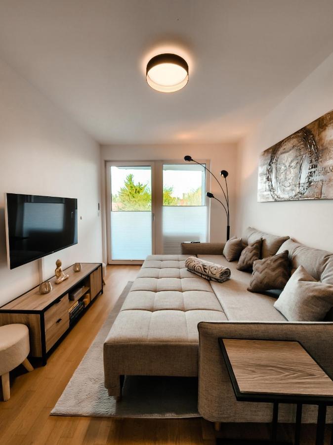 Vienna Green - Modern New Apartment, Old Danube Exterior photo